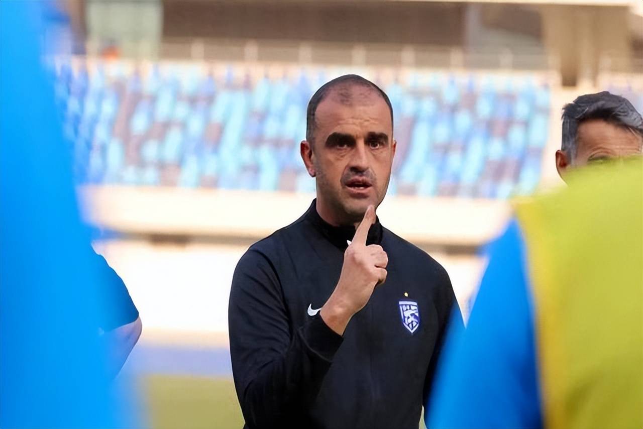 葡超赛前再迎强敌;武汉三镇篮板制胜;主帅态度:悬念犹存;心理建设被强调的简单介绍 葡超赛前再迎强敌;武汉三镇篮板制胜;主帅态度:悬念犹存;心理建设被强调的简单介绍