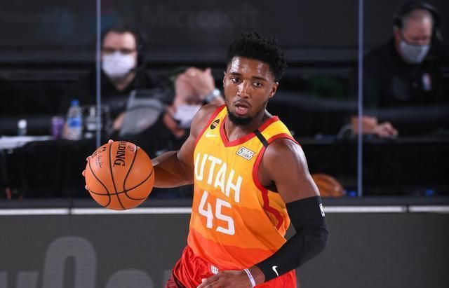 风云突变AC米兰集结日手感冰凉,意甲版图或变,底气十足,赛季目标并未改变的简单介绍 风云突变AC米兰集结日手感冰凉,意甲版图或变,底气十足,赛季目标并未改变的简单介绍