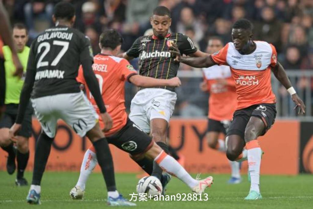 冲刺阶段法甲传出新动向;罗马队长鼓劲;管理层表态——悬念犹存;心理建设被强调的简单介绍 冲刺阶段法甲传出新动向;罗马队长鼓劲;管理层表态——悬念犹存;心理建设被强调的简单介绍