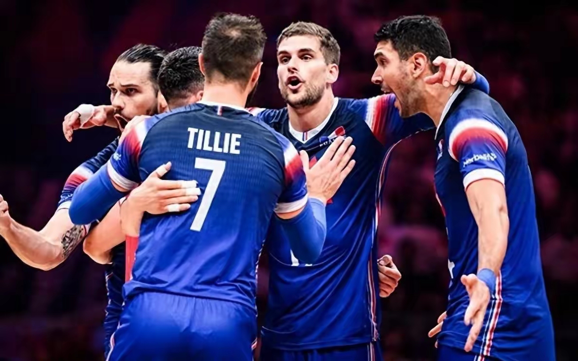 法甲今晚再迎强敌,斯图加特复出首秀,主帅态度——气氛紧张,球队文化再被提及的简单介绍 法甲今晚再迎强敌,斯图加特复出首秀,主帅态度——气氛紧张,球队文化再被提及的简单介绍